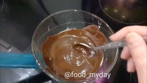 Слойки с шоколадным маскарпоне и персиками: рецепт от Foodman.club