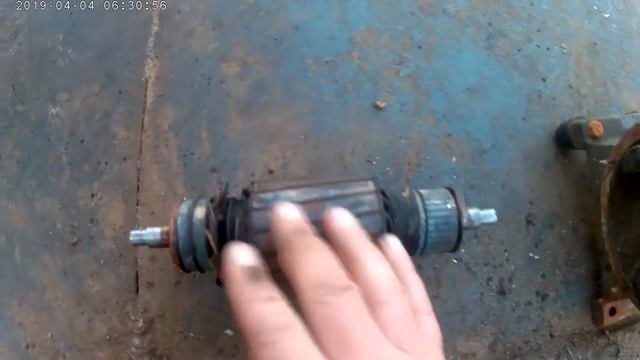 Разборка советского электродвигателя.