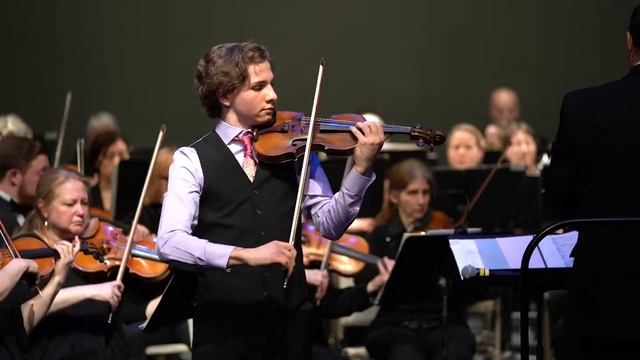 Danilo "Dacha" Thurber (15) plays Saint-Saens Violin Concerto no. 3 in B minor, 1st movement смотреть онлайн