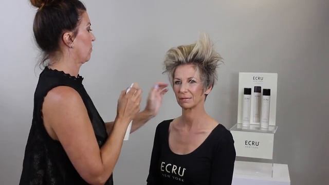 Ecru New York Sunlight Styling Spray - Сухой спрей для стайлинга смотреть онлайн