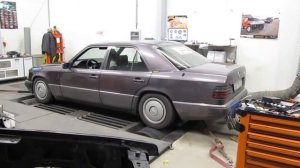 mercedes benz W124 200D