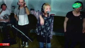 Лайма Вайкуле - Листья желтые.Лайма Вайкуле на радио Весна FM.