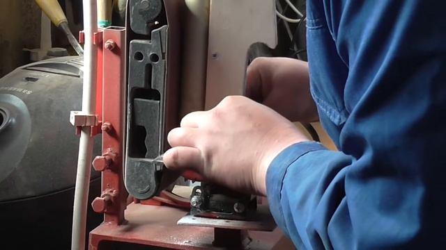 Как сделать M16 из дерева своими руками.