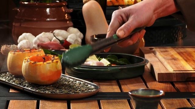 ? ГОТОВИМ АЗИАТСКИЙ ТЫКВЕННЫЙ СУП НА ГРИЛЕ смотреть онлайн