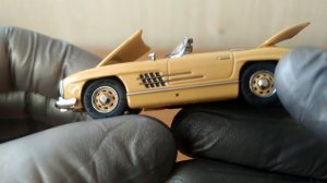 ZFC 1:64 Mercedes -benz SL300 Roadster 1957