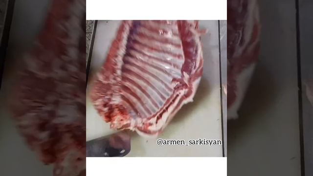 КОРЕЙКА МОЛОДОГО ЯГНЕНКА