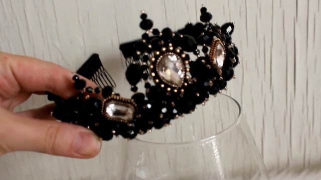 корона из бусин, страз и бисера смотреть онлайн