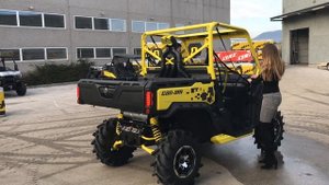 2019 CanAm Traxter XMR HD10