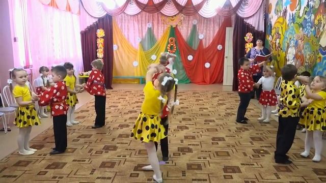 Танец: "Хороши у нас в саду цветочки" смотреть онлайн