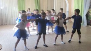 Танец «Снится сон». Дети 5-6 лет