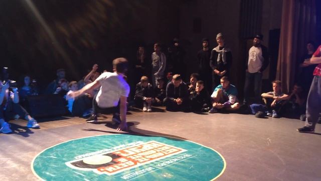 breaking prof 1 vs 1. muzhik vs .... vs...... смотреть онлайн