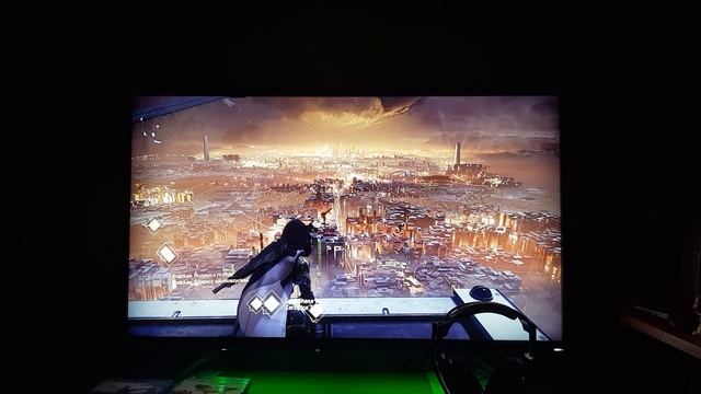 Philips Momentum 436M6VBPAB - Efekt Ambiglow (auto mode) смотреть онлайн