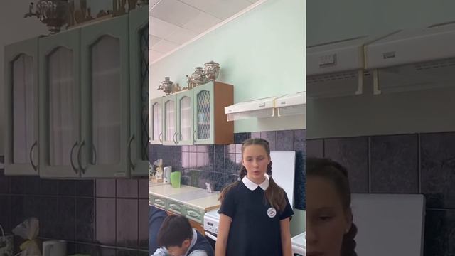 Видеоролик "Моя любимая школа". Учащиеся 6"Б" класса МАОУ Домодедовской средней школы номер 2. смотреть онлайн