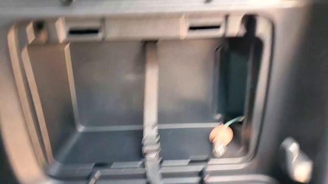 2002-2006 Toyota RAV4 (2nd Generation) Taillight Lens Assembly Removal or Bulb Replacement смотреть онлайн