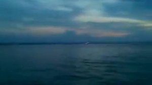 Лодка Автобот под мотором 5л.с. 2 такта