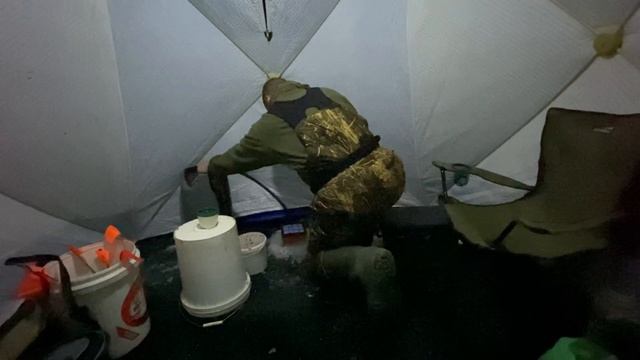 Ночная рыбалка на щуку в погоне за трофеями.