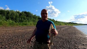 Нашел два спиннинга из прошлого, сделал фидер и поехал на рыбалку / Рыбалка на фидер