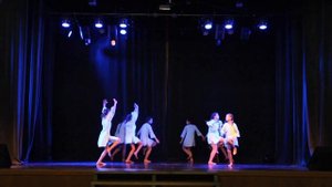 Дождик силен поливает