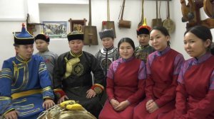 Дембилдей бөлүү. Ужуражылга