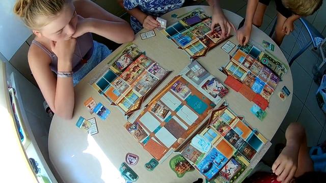 Один день со мной. Помогаю маме. Готовлю пиццу.Катаюсь на велосипеде. смотреть онлайн