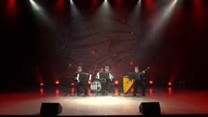 А. На Юн Кин "А годы летят". Экспромт на тему М. Фрадкина из к/ф "Добровольцы"