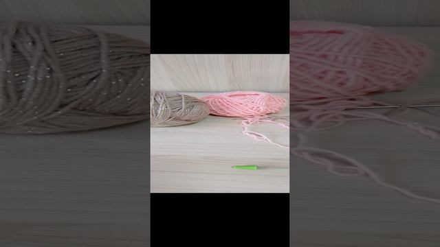 Следочки-тапочки. Вяжу вторую пару.