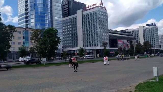 Минск. Проспект Победителей.Река Свислочь. 28 июля 2022 года. смотреть онлайн