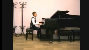 Кулиш Марк, 13 лет, 6 класс, Й.Гайдн Соната Си минор I ч. (Hob XVI:32)