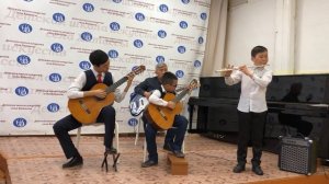 Ансамбль гитаристы и флейта - Олег Копенков «Над рекой облака».