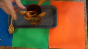 Чайные ложки из дерева.Покрываем маслом.