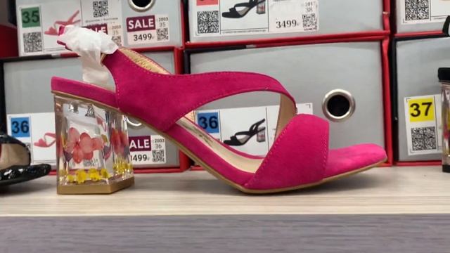 ОГРОМНЫЙ ВЫБОР В KARI! РАСПРОДАЖА МОДНОЙ КОЛЛЕКЦИИ ЛЕТНЕГО СЕЗОНА! смотреть онлайн