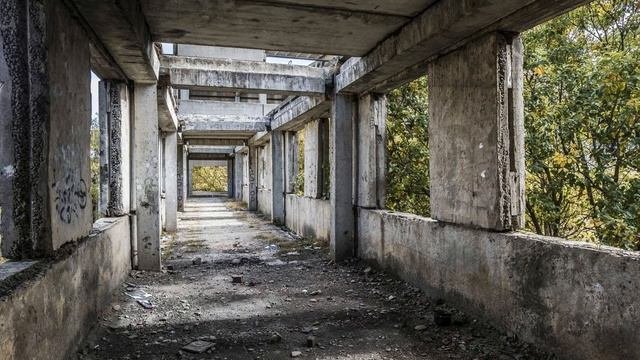 напряженная музыка