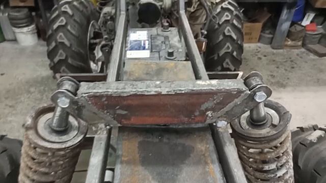 Самодельный квадроцикл DIY Нижние рычаги задней подвески! смотреть онлайн