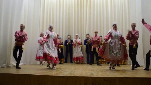 Выступление  госансамбля песни и танца «Агидель»