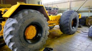 Устанавливаем кабину на Кировец К-700А из Оренбургской области