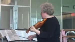 Monica Huggett: Bach Loure ideas