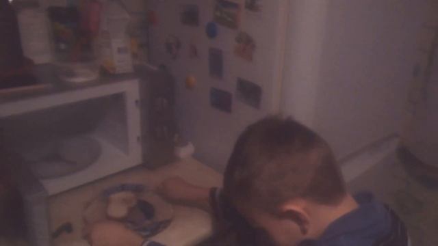 Лайфхак. Как сделать тост в микроволновке!? смотреть онлайн