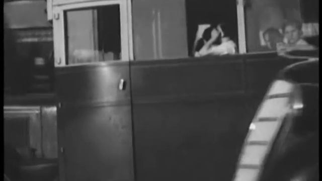 Soviet ZiS-101 limousine смотреть онлайн