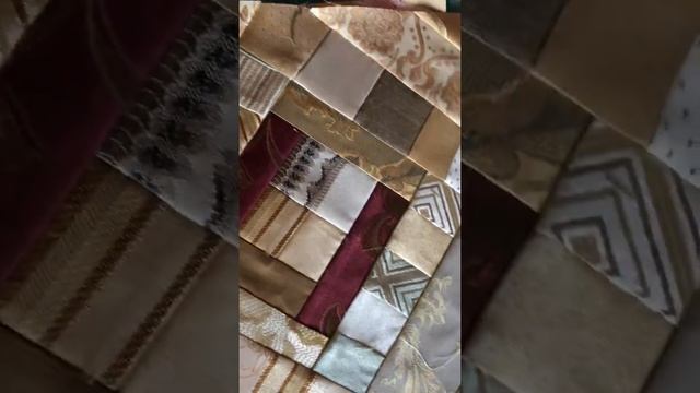 Красивые подушки в подарок из остатков европейских портьерных тканей