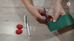 Осенняя поделка из скорлупы грецкого ореха