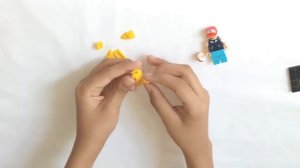 Unboxing Pokemon Go Lego (Pikachu)