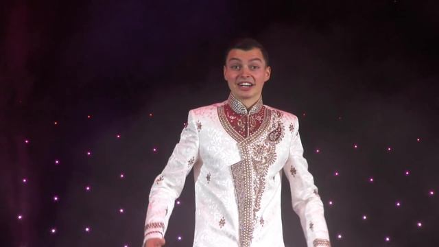 "Выйду на улицу" - Виктор АРТЕМЬЕВ смотреть онлайн