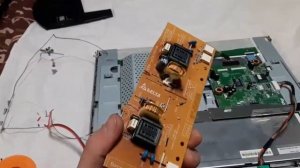 Переделка подсветки монитора ViewSonic VE710s с ламп на светодиоды.