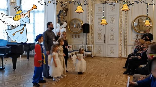 Семейный ансамбль, колядка "Радуйся мир!" из репертуара "Pentatonix ". смотреть онлайн