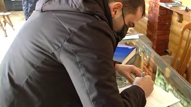 "Роспотребнадзор уведомляет!" (Медовые водопады, Чайный домик) смотреть онлайн