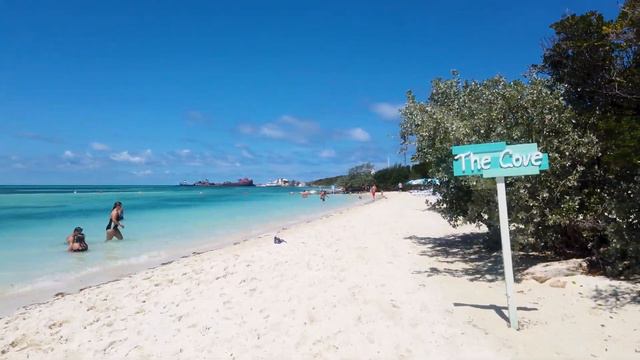 Royal Caribbean CocoCay South Beach - Private Island Walk 4K смотреть онлайн