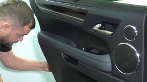 Lexus 570 2017 года,разбор двери
