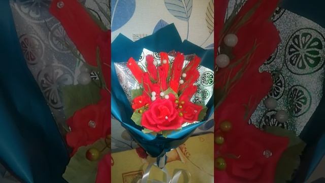 Чудесный букет из красных роз смотреть онлайн