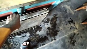 Ремонт радиатора охлаждения двигателя Мазда Бонго Френди.