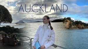 ОКЛЕНД (НОВАЯ ЗЕЛАНДИЯ)/ Стюардесса Эмирейтс/ AUCKLAND (NEW ZEALAND) Emirates crew